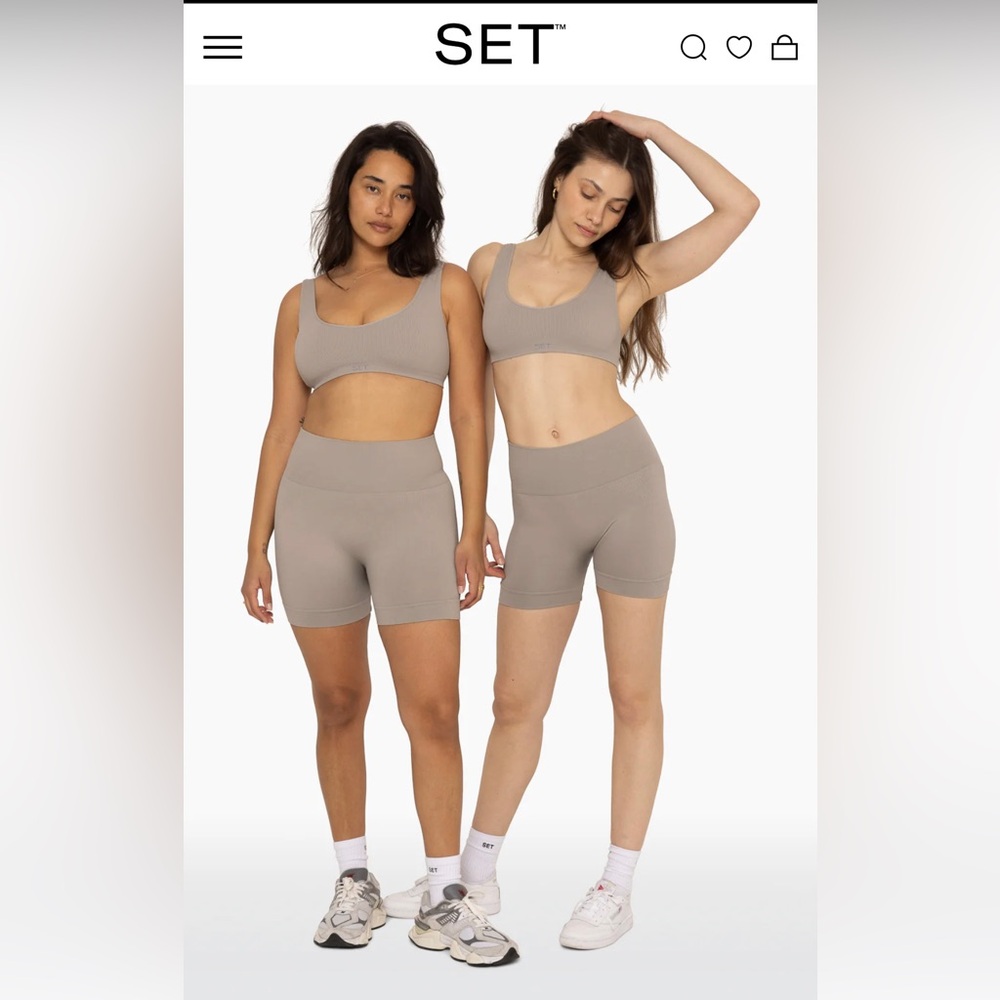 Set Active sculptflex biker shorts and box cut sports bra